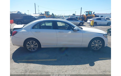 Mercedes-Benz C 300 2.0L I-4 DI, DOHC, VVT, TURBO, 241HP All Wheel Drive - автомобили, коли, обяви за нови и употребявани 12