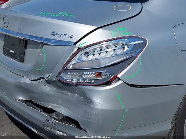 Mercedes-Benz C 300 2.0L I-4 DI, DOHC, VVT, TURBO, 241HP All Wheel Drive - автомобили, коли, обяви за нови и употребявани 5