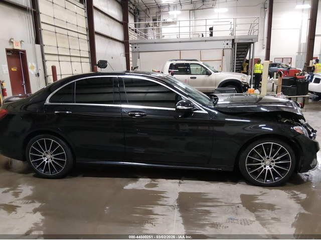 Mercedes-Benz C 300 2.0L I-4 DI, DOHC, VVT, TURBO, 241HP All Wheel Drive - автомобили, коли, обяви за нови и употребявани 13