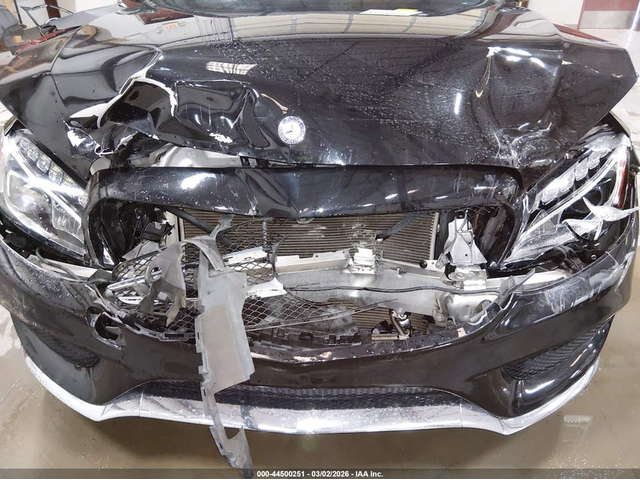 Mercedes-Benz C 300 2.0L I-4 DI, DOHC, VVT, TURBO, 241HP All Wheel Drive - автомобили, коли, обяви за нови и употребявани 5