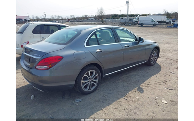 mercedes-benz-c-300-2-0l-i-4-di-dohc-vvt-turbo-241hp-all-wheel-drive - 3