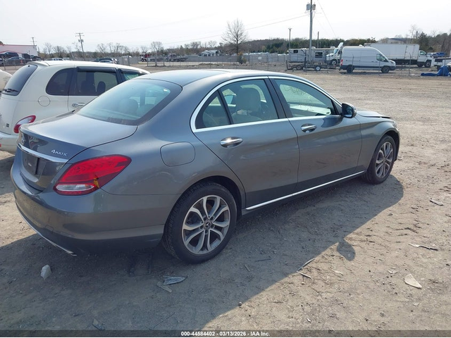 Mercedes-Benz C 300 2.0L I-4 DI, DOHC, VVT, TURBO, 241HP All Wheel Drive - автомобили, коли, обяви за нови и употребявани 3