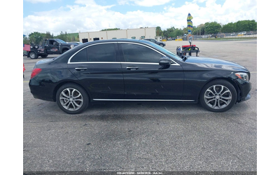 Mercedes-Benz C 300 2.0L I-4 DI, DOHC, VVT, TURBO, 241HP All Wheel Drive - автомобили, коли, обяви за нови и употребявани 12