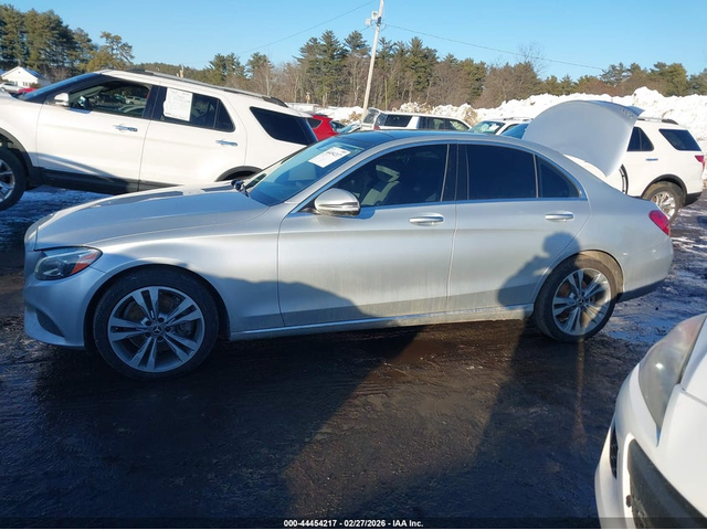 Mercedes-Benz C 300 2.0L I-4 DI, DOHC, VVT, TURBO, 241HP All Wheel Drive - автомобили, коли, обяви за нови и употребявани 13