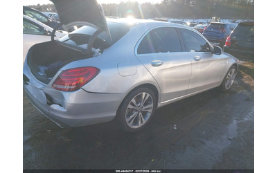 mercedes-benz-c-300-2-0l-i-4-di-dohc-vvt-turbo-241hp-all-wheel-drive - 3