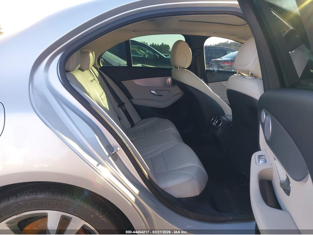 Mercedes-Benz C 300 2.0L I-4 DI, DOHC, VVT, TURBO, 241HP All Wheel Drive - автомобили, коли, обяви за нови и употребявани 7