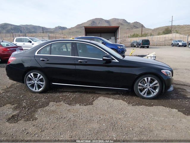 Mercedes-Benz C 300 2.0L I-4 DI, DOHC, VVT, TURBO, 241HP All Wheel Drive - автомобили, коли, обяви за нови и употребявани 12