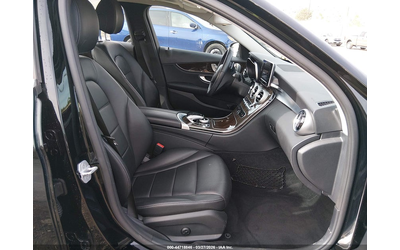 mercedes-benz-c-300-2-0l-i-4-di-dohc-vvt-turbo-241hp-all-wheel-drive - 4