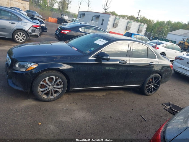 Mercedes-Benz C 300 2.0L I-4 DI, DOHC, VVT, TURBO, 241HP All Wheel Drive - автомобили, коли, обяви за нови и употребявани 12