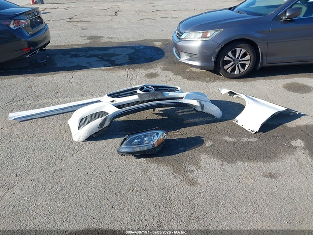 Mercedes-Benz C 300 2.0L I-4 DI, DOHC, VVT, TURBO, 241HP Rear Wheel Drive - автомобили, коли, обяви за нови и употребявани 11