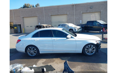 Mercedes-Benz C 300 2.0L I-4 DI, DOHC, VVT, TURBO, 241HP Rear Wheel Drive - автомобили, коли, обяви за нови и употребявани 13