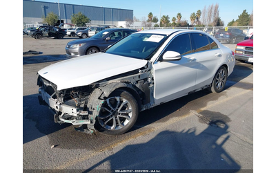 mercedes-benz-c-300-2-0l-i-4-di-dohc-vvt-turbo-241hp-rear-wheel-drive - 1