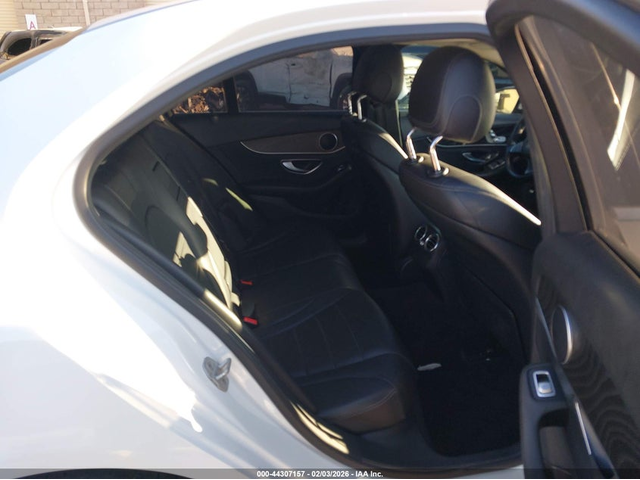 Mercedes-Benz C 300 2.0L I-4 DI, DOHC, VVT, TURBO, 241HP Rear Wheel Drive - автомобили, коли, обяви за нови и употребявани 7