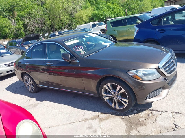 Mercedes-Benz C 300 2.0L I-4 DI, DOHC, VVT, TURBO, 241HP Rear Wheel Drive - автомобили, коли, обяви за нови и употребявани 12