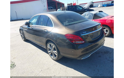 mercedes-benz-c-300-2-0l-i-4-di-dohc-vvt-turbo-241hp-rear-wheel-drive - 2