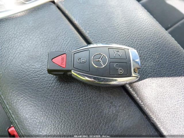 Mercedes-Benz C 300 2.0L I-4 DI, DOHC, VVT, TURBO, 241HP Rear Wheel Drive - автомобили, коли, обяви за нови и употребявани 10