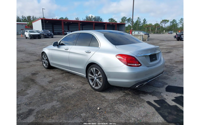 mercedes-benz-c-300-2-0l-i-4-di-dohc-vvt-turbo-241hp-rear-wheel-drive - 2