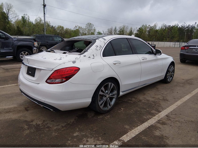 Mercedes-Benz C 300 2.0L I-4 DI, DOHC, VVT, TURBO, 241HP Rear Wheel Drive - автомобили, коли, обяви за нови и употребявани 3