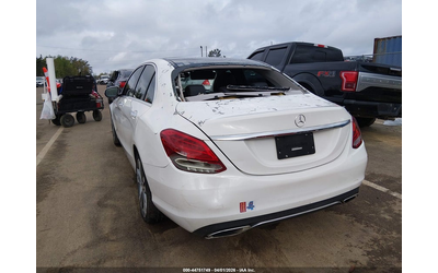 mercedes-benz-c-300-2-0l-i-4-di-dohc-vvt-turbo-241hp-rear-wheel-drive - 5