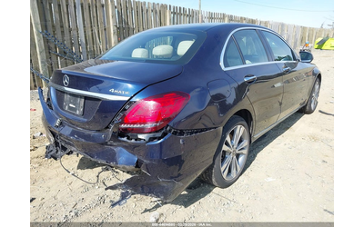 mercedes-benz-c-300-2-0l-i-4-di-dohc-vvt-turbo-255hp-all-wheel-drive - 3