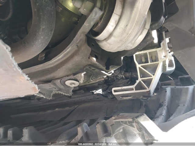 Mercedes-Benz C 300 2.0L I-4 DI, DOHC, VVT, TURBO, 255HP Rear Wheel Drive - автомобили, коли, обяви за нови и употребявани 5