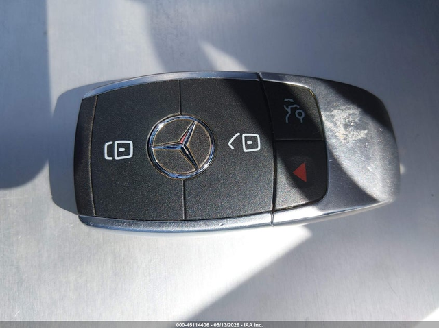 Mercedes-Benz C 300 2.0L I-4 DI, DOHC, VVT, TURBO, 255HP Rear Wheel Drive - автомобили, коли, обяви за нови и употребявани 10