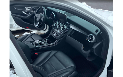 Mercedes-Benz C 300 - автомобили, коли, обяви за нови и употребявани 10