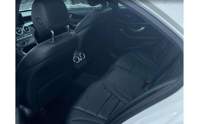 Mercedes-Benz C 300 - автомобили, коли, обяви за нови и употребявани 9