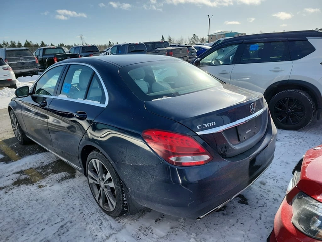 Mercedes-Benz C 300 * CARFAX * ЦЕНА ДО БГ - автомобили, коли, обяви за нови и употребявани 3