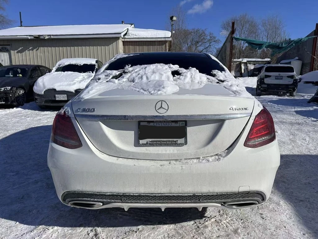 Mercedes-Benz C 300 * CARFAX * ЦЕНА ДО БГ - автомобили, коли, обяви за нови и употребявани 3