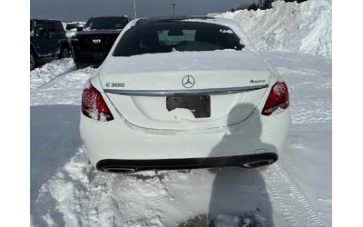 mercedes-benz-c-300 - 4