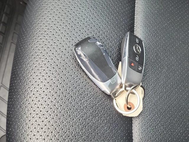 Mercedes-Benz C 300 * CARFAX * ЦЕНА ДО БГ - автомобили, коли, обяви за нови и употребявани 7