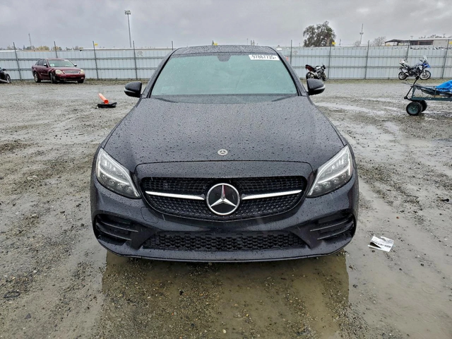 Mercedes-Benz C 300 - автомобили, коли, обяви за нови и употребявани 1