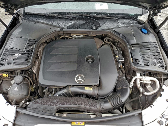 Mercedes-Benz C 300 - автомобили, коли, обяви за нови и употребявани 6