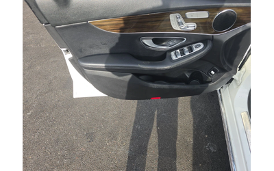 Mercedes-Benz C 300 4MATIC - автомобили, коли, обяви за нови и употребявани 9