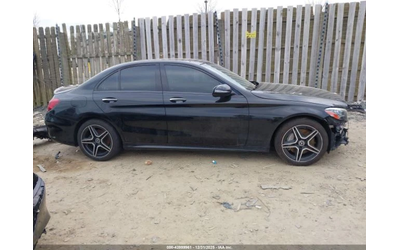 Mercedes-Benz C 300 4-Matic - автомобили, коли, обяви за нови и употребявани 12