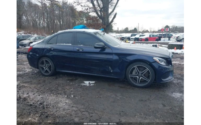 Mercedes-Benz C 300 4-Matic - автомобили, коли, обяви за нови и употребявани 11