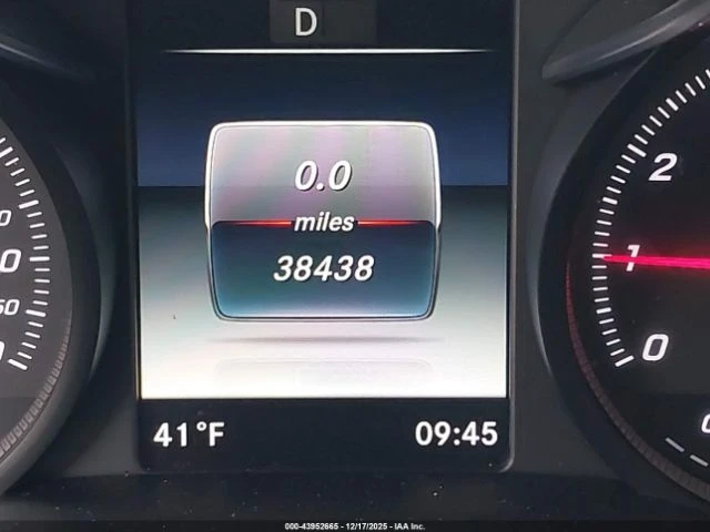 Mercedes-Benz C 300 4-Matic - автомобили, коли, обяви за нови и употребявани 13