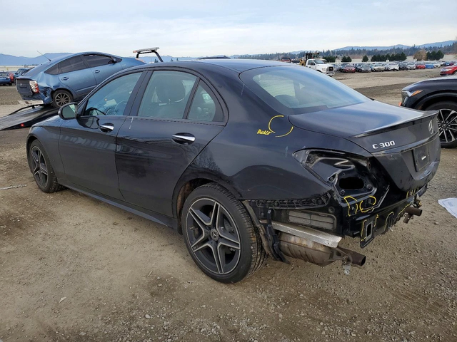 Mercedes-Benz C 300 4MATIC - автомобили, коли, обяви за нови и употребявани 1