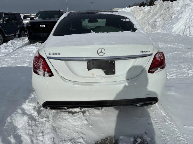 Mercedes-Benz C 300 AMG-pkg* Night-pkg* Keyless* Rear Camera* Ambient* - автомобили, коли, обяви за нови и употребявани 3