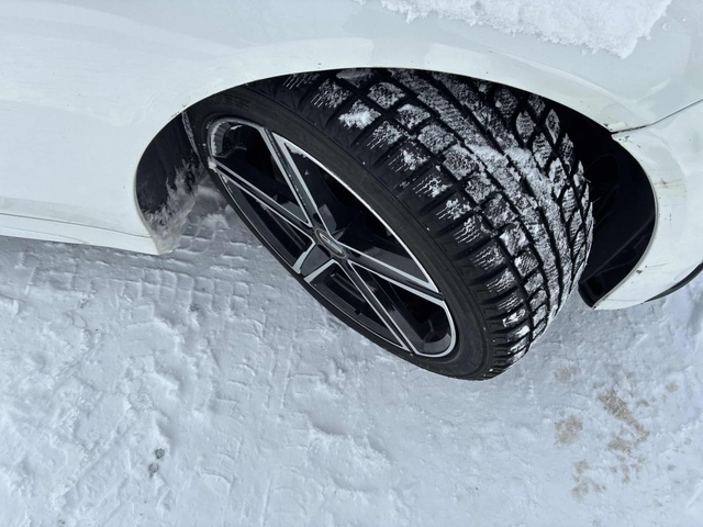 Mercedes-Benz C 300 AMG-pkg* Night-pkg* Keyless* Rear Camera* Ambient* - автомобили, коли, обяви за нови и употребявани 5