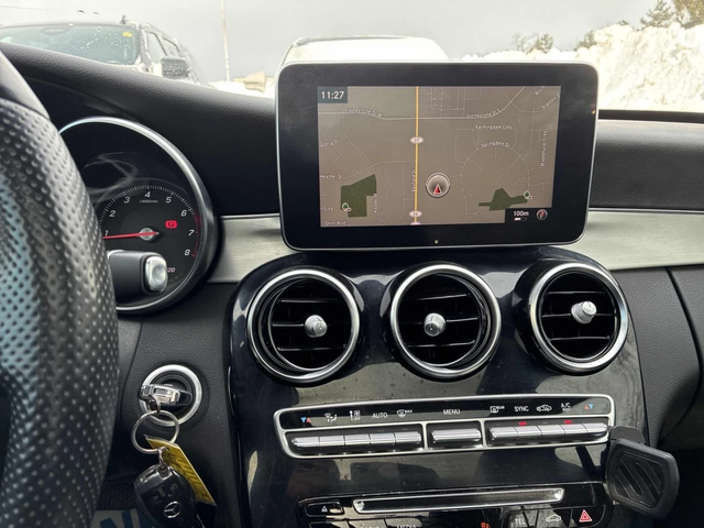 Mercedes-Benz C 300 AMG-pkg* Night-pkg* Keyless* Rear Camera* Ambient* - автомобили, коли, обяви за нови и употребявани 8