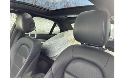 Mercedes-Benz C 300 AMG-pkg* Night-pkg* Keyless* Rear Camera* Ambient* - автомобили, коли, обяви за нови и употребявани 9