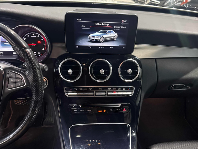 Mercedes-Benz C 300 4M* AMG-pkg* Пано* Подгрев* 360View - автомобили, коли, обяви за нови и употребявани 7