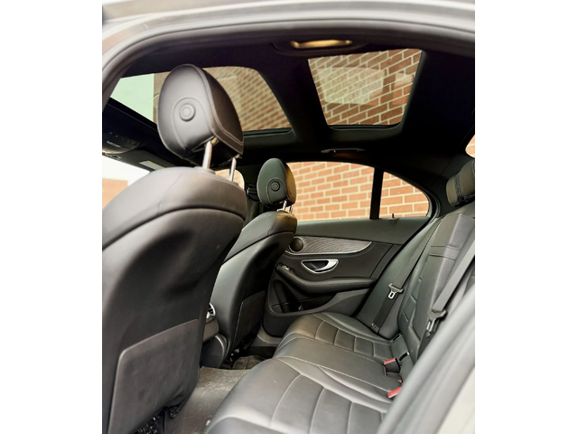 Mercedes-Benz C 300 4M* AMG-pkg* Keyless* Ambient* Подгрев* Пано - автомобили, коли, обяви за нови и употребявани 11