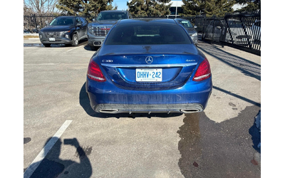 mercedes-benz-c-300 - 4