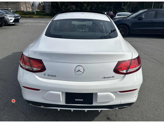 Mercedes-Benz C 300 4MATIC* КОжа* Подгрев* Кейлес* Blind Spot* - автомобили, коли, обяви за нови и употребявани 3