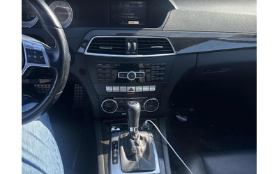 Mercedes-Benz C 300 КОжа* Подгрев* Кейлес* ВИДЕО - автомобили, коли, обяви за нови и употребявани 8