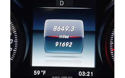 Mercedes-Benz C 300 AMG* KEYLESS* PANO* ПОДГРЕВ* - автомобили, коли, обяви за нови и употребявани 12