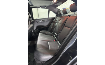 Mercedes-Benz C 300 AMG pack 4 matic - автомобили, коли, обяви за нови и употребявани 10